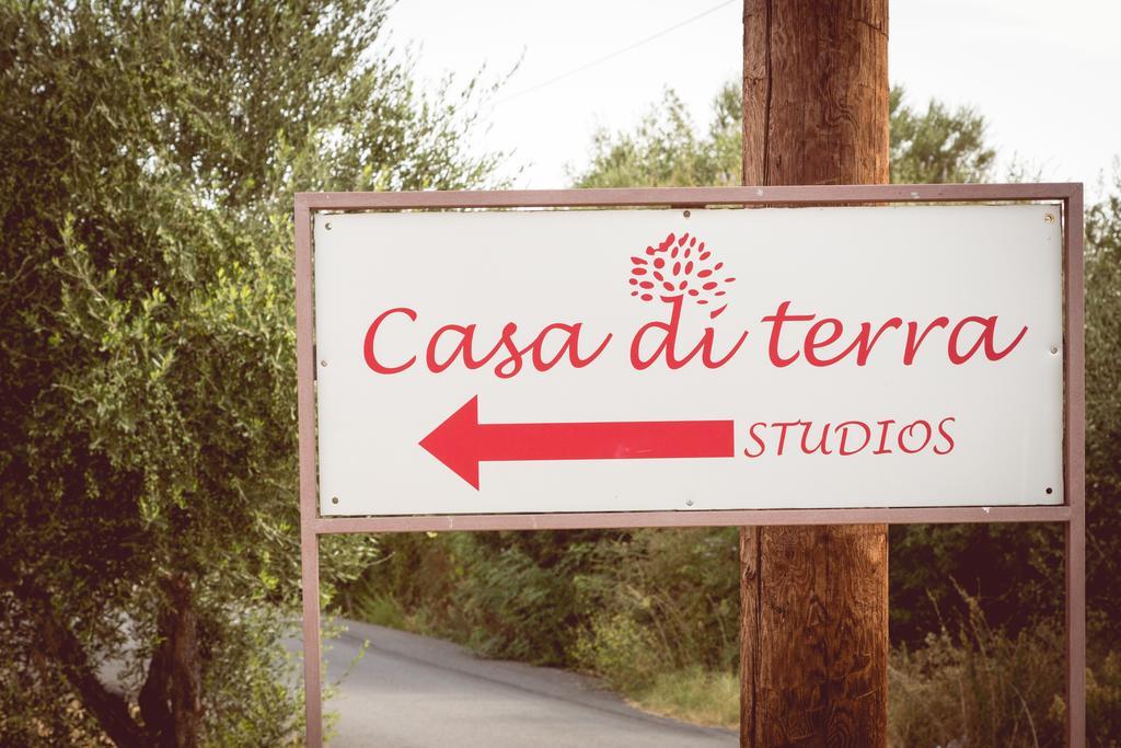 Casa Di Terra Lägenhet Gytheio Exteriör bild